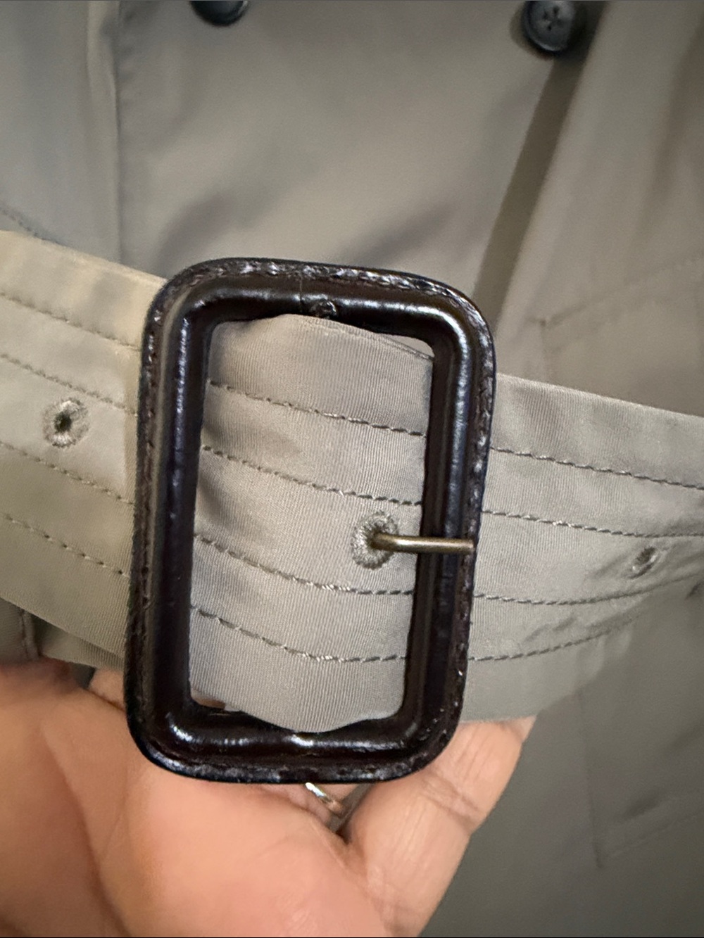 Banana Republic trench coat - Picture 4 of 5